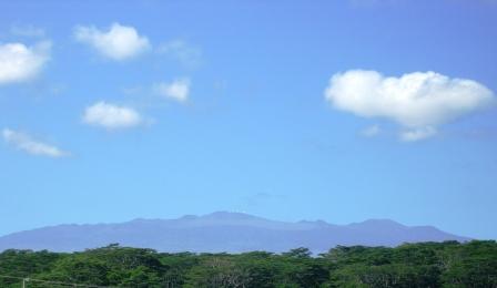 Mauna Kea from Hilo Dec 2009